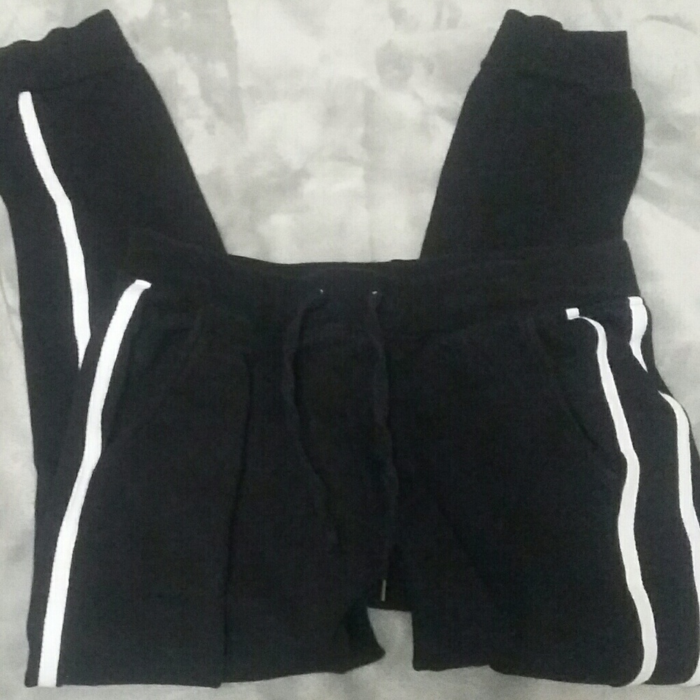 Capri sweatpants